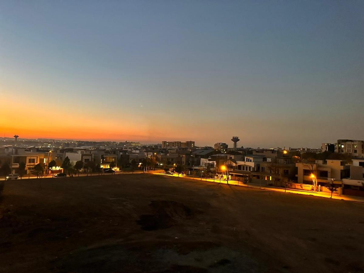 Bahria Residency Villa Rawalpindi Exteriör bild